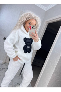 Жіночий костюм Teddy баранчик білого кольору